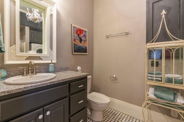 71 N Side Sq, Cooper, TX 75432